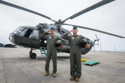 El "papacóptero" la aeronave con la que León XIV se trasladará en su visita a Perú